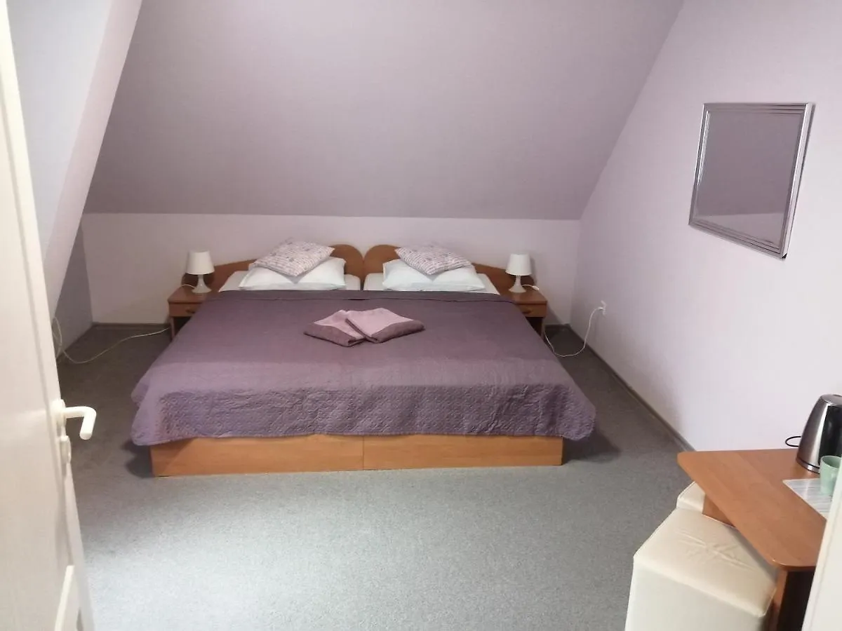 Bed & Breakfast Lawendowy Dworek Karpacz