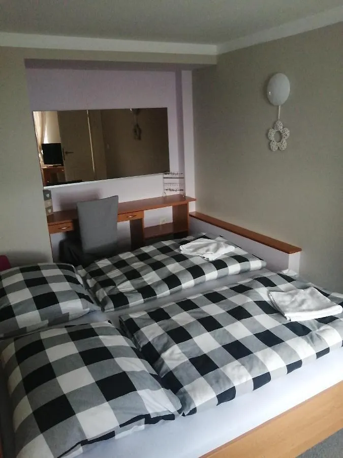 Bed & Breakfast Lawendowy Dworek Karpacz