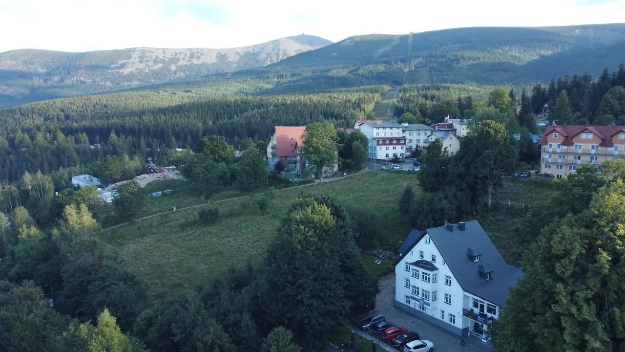 Bed & Breakfast Lawendowy Dworek Karpacz Polonia