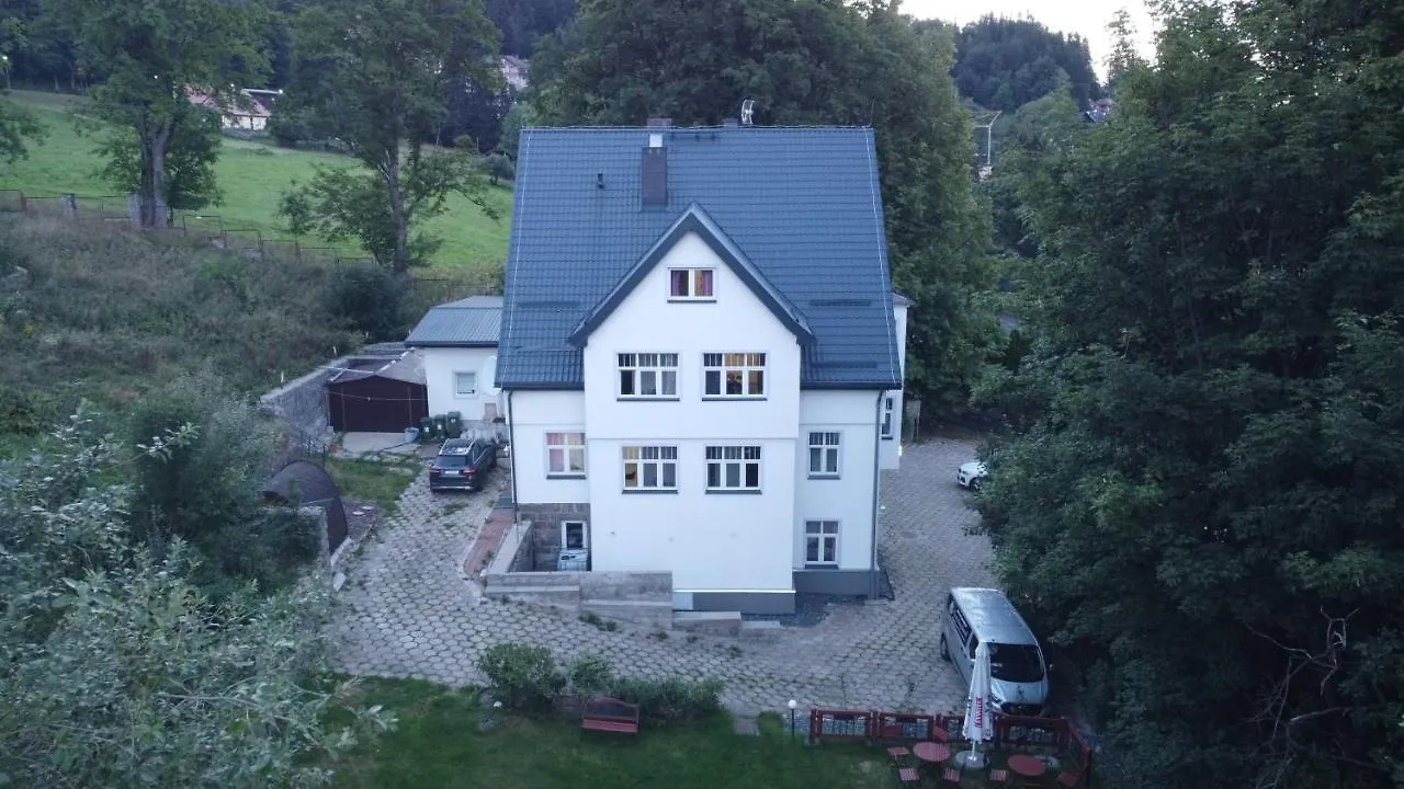 Lawendowy Dworek Karpacz Panzió